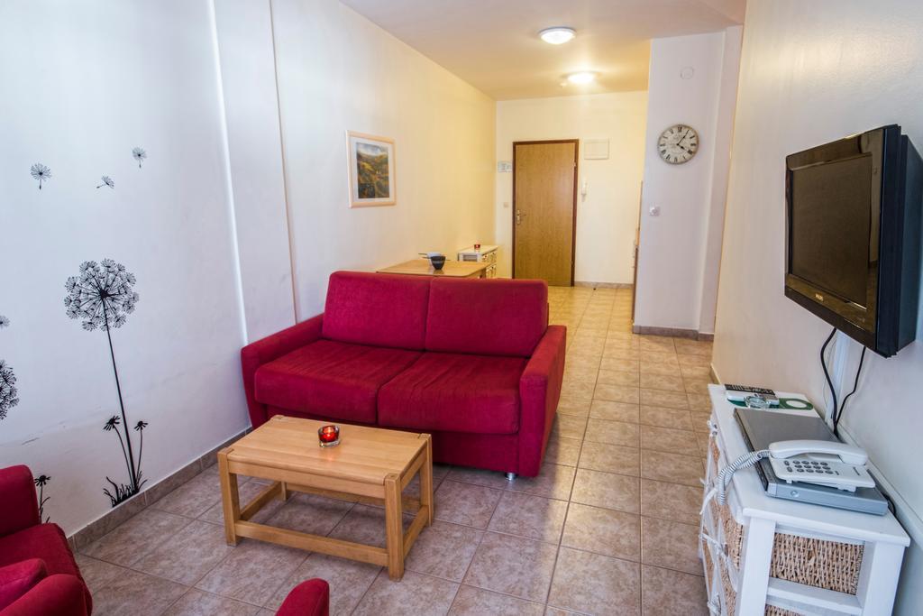 Aparthotel Castrum Novum Novigrad Istria 객실 사진