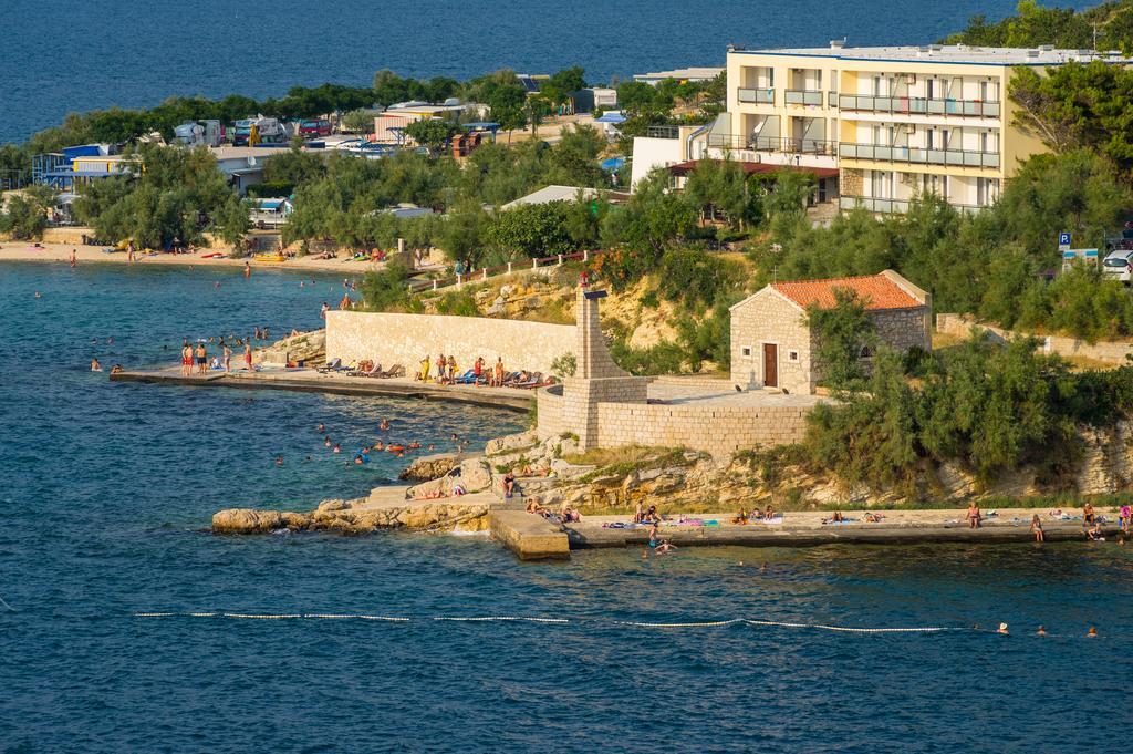 Aparthotel Castrum Novum Novigrad Istria 외부 사진