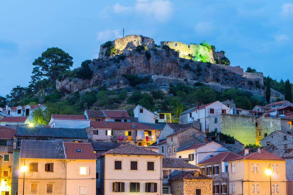 Aparthotel Castrum Novum Novigrad Istria 외부 사진