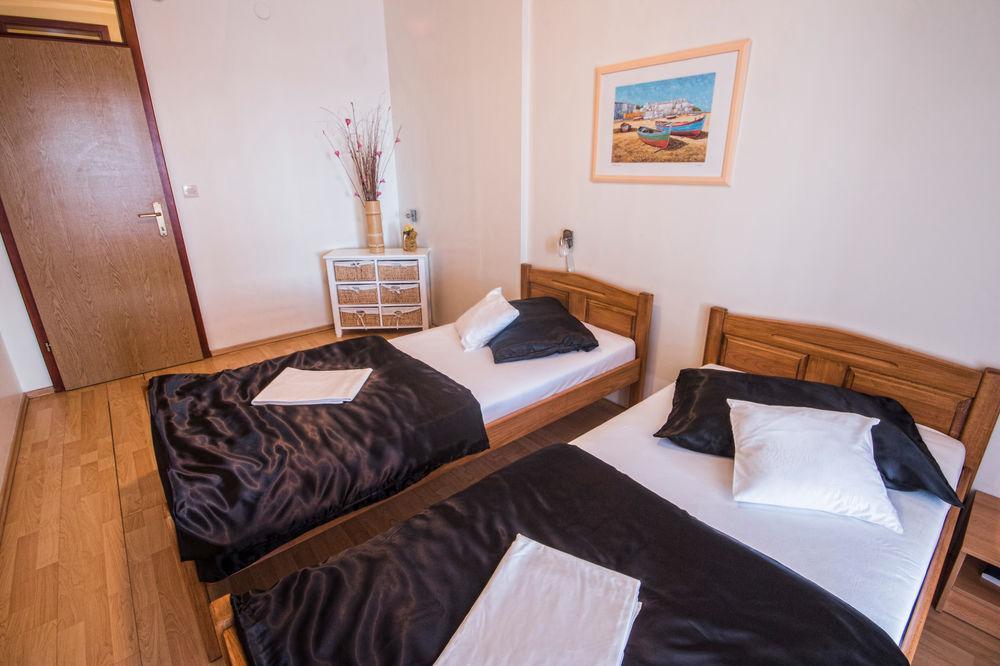 Aparthotel Castrum Novum Novigrad Istria 외부 사진