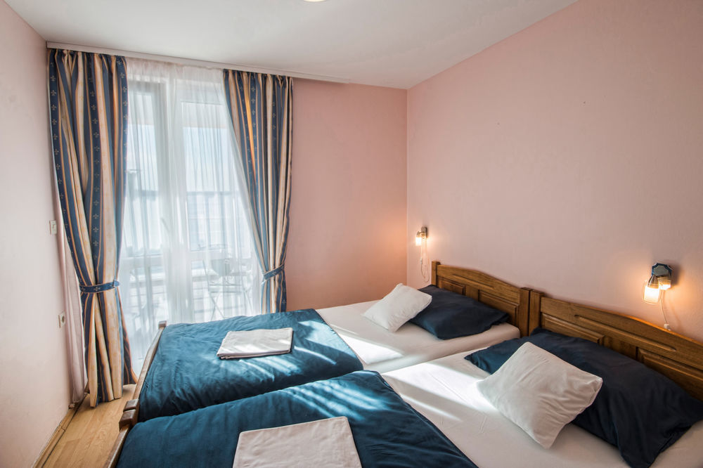 Aparthotel Castrum Novum Novigrad Istria 외부 사진
